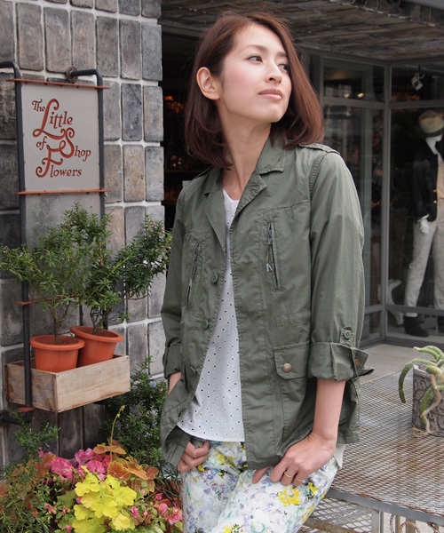 BEAUTY&YOUTH UNITED ARROWS（ビューティーアンドユースユナイテッドアローズ）の「BYBC ♪80ダンプF2ミリタリージャケット ◆（ミリタリージャケット・レディース・ベージュ/オリーブ・SMALL/MEDIUM）」の2枚目の写真