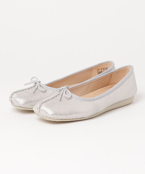 Clarks（クラークス）の「クラークス ウィメンズ Freckle Ice フレックルアイス バレエシューズ（バレエシューズ・レディース・ネイビー/ピンク系その他/グリーン系その他/ブラック/ブルー/ネイビー系/ホワイト/ピンク系その他2/シルバー/ホワイト系その他/タン・50/40/35/45/55/30）」の11枚目の写真