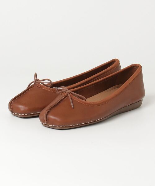 Clarks（クラークス）の「クラークス ウィメンズ Freckle Ice フレックルアイス バレエシューズ（バレエシューズ・レディース・ネイビー/ピンク系その他/グリーン系その他/ブラック/ブルー/ネイビー系/ホワイト/ピンク系その他2/シルバー/ホワイト系その他/タン・50/40/35/45/55/30）」の4枚目の写真
