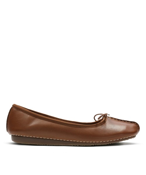 Clarks（クラークス）の「クラークス ウィメンズ Freckle Ice フレックルアイス バレエシューズ（バレエシューズ・レディース・ネイビー/ピンク系その他/グリーン系その他/ブラック/ブルー/ネイビー系/ホワイト/ピンク系その他2/シルバー/ホワイト系その他/タン・50/40/35/45/55/30）」の4枚目の写真