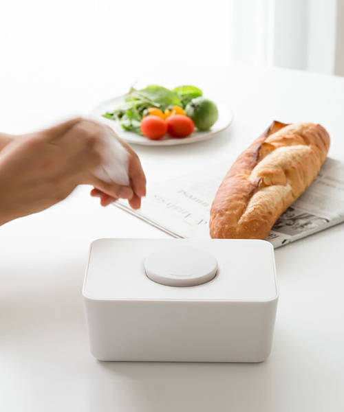 sarasa design(サラサデザイン)の「b2c ウェットティッシュホルダー|シリコン蓋タイプ(おむつ用品/おむつポーチ・レディース・ホワイト/チャコールグレー/ライトグレー/ブラック・ONE SIZE)」の12枚目の写真