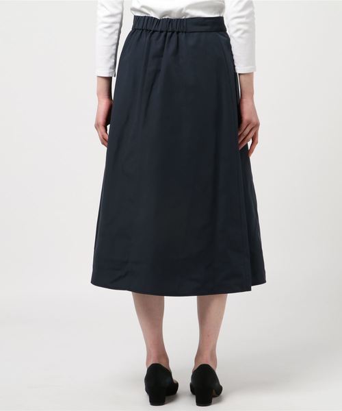 Petit Honfleur(プチオンフルール)の「タックギャザースカート(スカート・レディース・イエロー/ネイビー・61/64/67)」の4枚目の写真