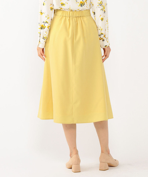 Petit Honfleur(プチオンフルール)の「タックギャザースカート(スカート・レディース・イエロー/ネイビー・61/64/67)」の8枚目の写真