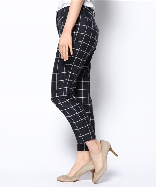 NANO universe（ナノユニバース）の「ウインドペンチェックパンツ（スラックス・レディース・ネイビー/オフホワイト・36/38）」の9枚目の写真