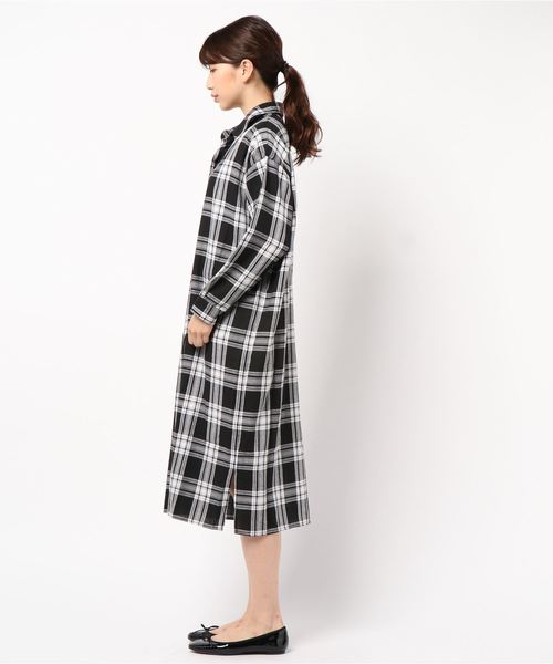 BELLUNA（ベルーナ）の「チェック柄シャツワンピース（シャツワンピース・レディース・ブラック系その他/グレー系その他/ブラウン系その他・FREE）」の4枚目の写真