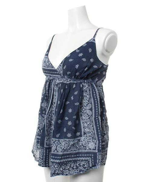 goa(ゴア)の「バンダナプリントキャミソール(キャミソール・レディース・インディゴブルー/レッド・FREE)」の4枚目の写真