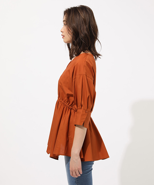 AZUL by moussy(アズールバイマウジー)の「WAIST SHAPE HEM TUNIC TOPS/ウエストシャープヘムトニックトップス(シャツ/ブラウス・レディース・ネイビー/オフホワイト/ブラウン・SMALL/MEDIUM)」の15枚目の写真