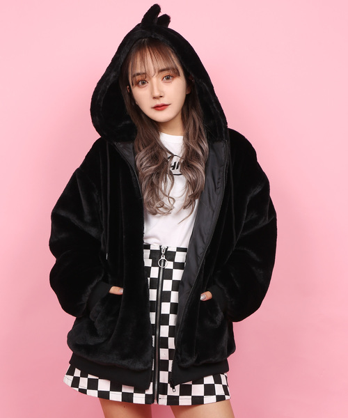 WC(ダブル シー)の「WC/ザウルスフェイクファーパーカー(パーカー・レディース・ブラック/パープル・FREE)」の9枚目の写真