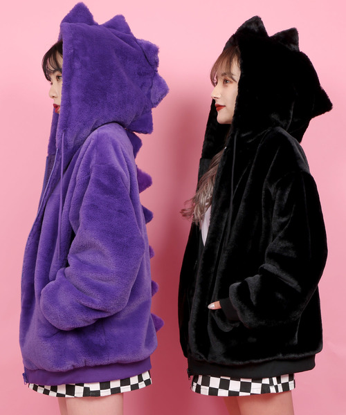 WC(ダブル シー)の「WC/ザウルスフェイクファーパーカー(パーカー・レディース・ブラック/パープル・FREE)」の12枚目の写真