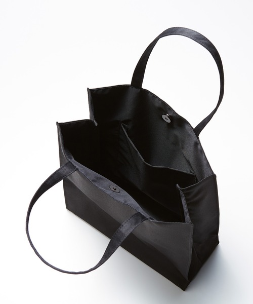 CARETTE(カレット)の「折り畳めるブラックサブバッグ【喪服・礼服用】(トートバッグ・レディース・ブラック・ONE SIZE)」の3枚目の写真
