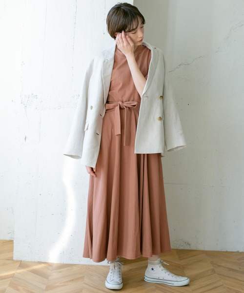 KBF（ケイビーエフ）の「フレアボリュームカットワンピース（ワンピース・レディース・ブラック/ベージュ/ブラウン・マルチサイズ）」の9枚目の写真