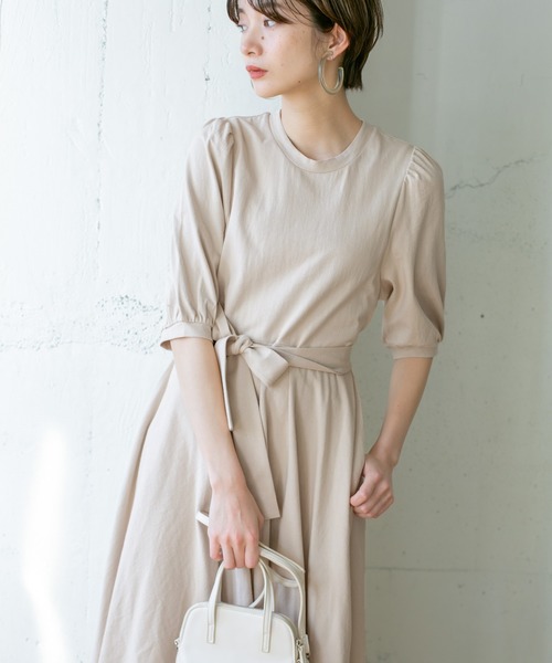 KBF（ケイビーエフ）の「フレアボリュームカットワンピース（ワンピース・レディース・ブラック/ベージュ/ブラウン・マルチサイズ）」の10枚目の写真