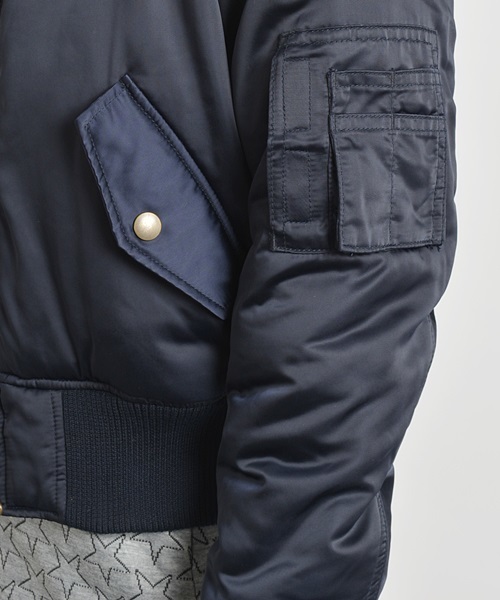 Khaju（カージュ）の「Khaju:ファーカラーブルゾン□●（ブルゾン・レディース・カーキ/ネイビー・ONE SIZE）」の9枚目の写真