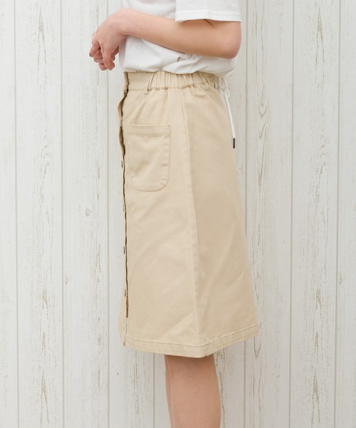 SpRay（スプレイ）の「ＢＡＣＫレースアップミニスカート（スカート・レディース・ブラック/ライトグリーン/アイボリー/ライトベージュ・FREE）」の21枚目の写真