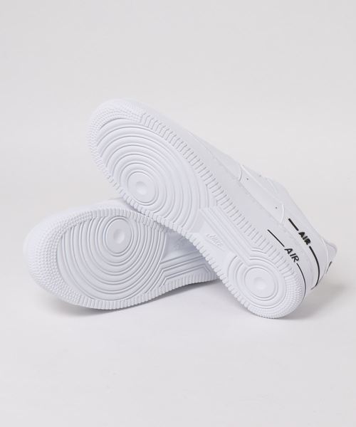 NIKE(ナイキ)の「Nike Air Force 1 '07 シュータンロゴ(スニーカー・メンズ・ホワイト/ブラック/ホワイト系その他・10/8/9)」の5枚目の写真