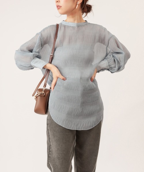 natural couture(ナチュラルクチュール)の「【WEB限定】マジョリカプリーツシアーシャツ(シャツ/ブラウス・レディース・オフホワイト/サックスブルー/ピンク/ミント/モカ・FREE)」の4枚目の写真