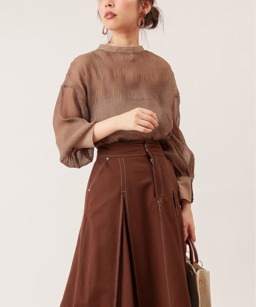 natural couture(ナチュラルクチュール)の「【WEB限定】マジョリカプリーツシアーシャツ(シャツ/ブラウス・レディース・オフホワイト/サックスブルー/ピンク/ミント/モカ・FREE)」の11枚目の写真