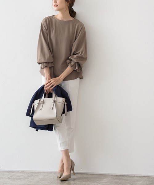 Pierrot(ピエロ)の「ポンチキャンディスリーブトップス(Tシャツ/カットソー・レディース・ブラック/モカ/グレイッシュベージュ・M/L)」の16枚目の写真