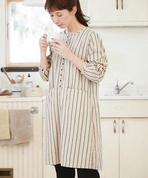 サニークラウズ ｆｅａｔ ｓｈｕｔｔｌｅ ｎｏｔｅｓ ストライプ割烹着ワンピース レディース チュニック Sunny Clouds サニークラウズ のファッション通販 Zozotown