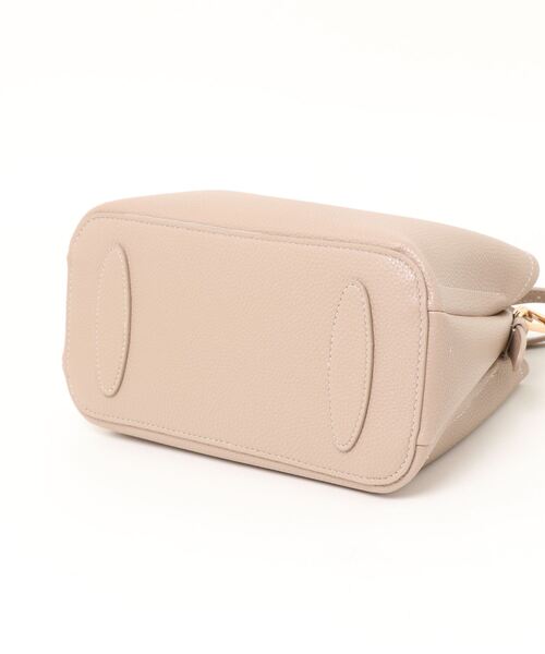 INTERPLANET（インタープラネット）の「軽量合皮配色ステッチミニBAG（ショルダーバッグ・レディース・ブラック/ベージュ・フリー）」の3枚目の写真