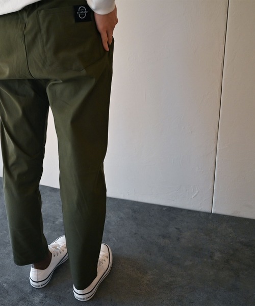 ZERO standerd(ゼロスタンダード)の「ゼロスタンダード テーパードストレッチパンツ(その他パンツ・キッズ・ブラック/チャコールグレー/カーキ/ベージュ/ブラウン・130cm/140cm/150cm/160cm)」の19枚目の写真