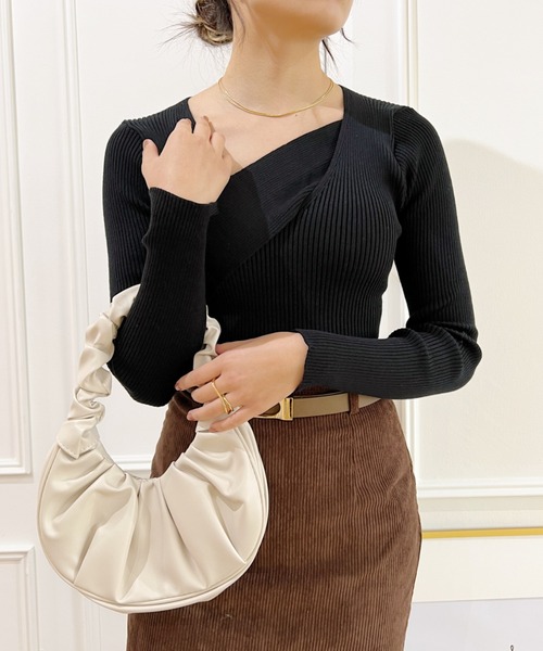 CLEA(クレア)の「クロスデザインリブニット(ニット/セーター・レディース・ホワイト/ブラック/グレイッシュベージュ/グリーン/イエロー/グレー/ライトブラウン・FREE)」の12枚目の写真