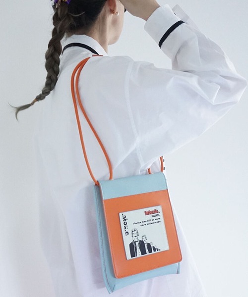 intoxic.（イントキシック）の「intoxic イントキシック EXTRA POCKET（ショルダーバッグ・レディース・オレンジ/ベージュ・FREE）」の11枚目の写真