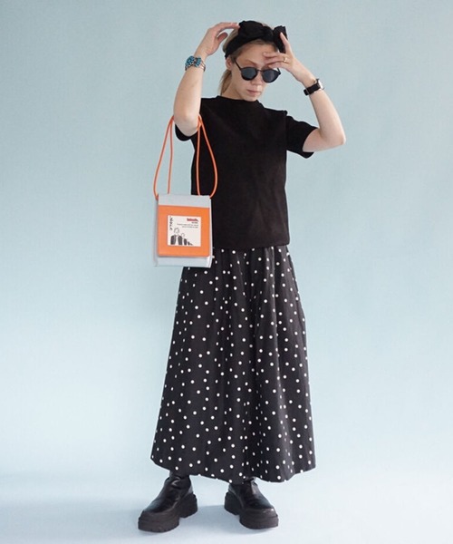 intoxic.（イントキシック）の「intoxic イントキシック EXTRA POCKET（ショルダーバッグ・レディース・オレンジ/ベージュ・FREE）」の13枚目の写真