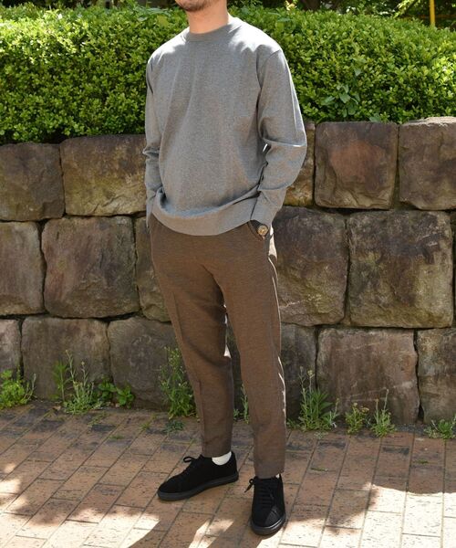 SHIPS(シップス)の「【No tie, but smartness.】SHIPS: 《制菌・防臭》セーターマシーン クルーネック ロンT(ニット/セーター・メンズ・ネイビー/グレー/ライトグリーン・SMALL/MEDIUM/LARGE/X-LARGE)」の8枚目の写真