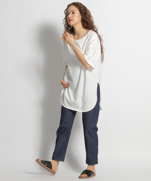 niko and...（ニコアンド）の「トルココットンラウンドテールTシャツ（Tシャツ/カットソー・レディース・ホワイト/ブラック/ベージュ/パープル/オフホワイト・MEDIUM/LARGE）」の16枚目の写真