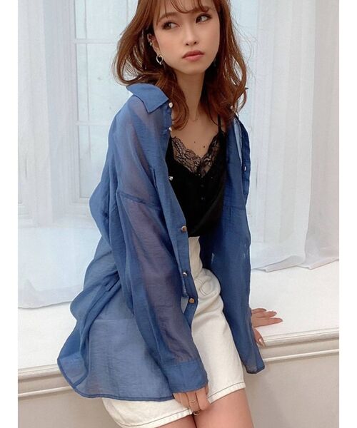 RESEXXY（リゼクシー）の「ゴールドボタンシアーシャツ（シャツ/ブラウス・レディース・モカ/ブルー/ホワイト・FREE）」の3枚目の写真