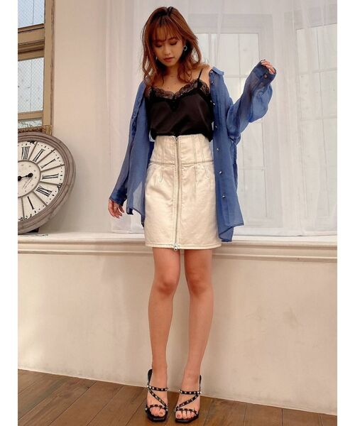 RESEXXY（リゼクシー）の「ゴールドボタンシアーシャツ（シャツ/ブラウス・レディース・モカ/ブルー/ホワイト・FREE）」の11枚目の写真