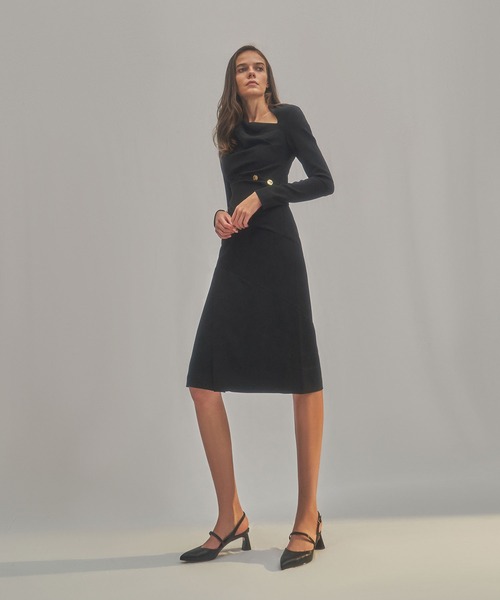 CHARLES & KEITH（チャールズ & キース）の「スカルプチャーヒール スリングバックメリージェーン / Sculptural Heel Slingback Mary Janes（パンプス・レディース・ブラック/グレー/オフホワイト・22.5cm/23cm/23.5cm/24.5cm/25cm/25.5cm）」の15枚目の写真