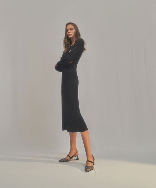 CHARLES & KEITH（チャールズ & キース）の「スカルプチャーヒール スリングバックメリージェーン / Sculptural Heel Slingback Mary Janes（パンプス・レディース・ブラック/グレー/オフホワイト・22.5cm/23cm/23.5cm/24.5cm/25cm/25.5cm）」の8枚目の写真