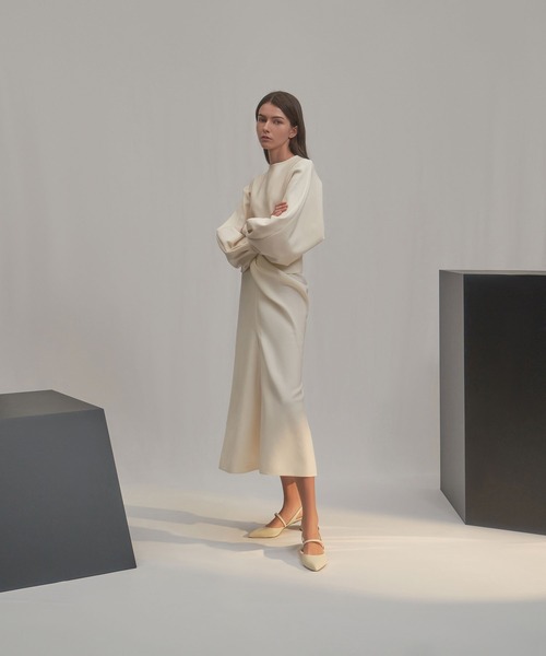 CHARLES & KEITH（チャールズ & キース）の「スカルプチャーヒール スリングバックメリージェーン / Sculptural Heel Slingback Mary Janes（パンプス・レディース・ブラック/グレー/オフホワイト・22.5cm/23cm/23.5cm/24.5cm/25cm/25.5cm）」の22枚目の写真