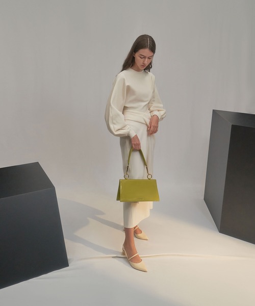 CHARLES & KEITH（チャールズ & キース）の「スカルプチャーヒール スリングバックメリージェーン / Sculptural Heel Slingback Mary Janes（パンプス・レディース・ブラック/グレー/オフホワイト・22.5cm/23cm/23.5cm/24.5cm/25cm/25.5cm）」の20枚目の写真