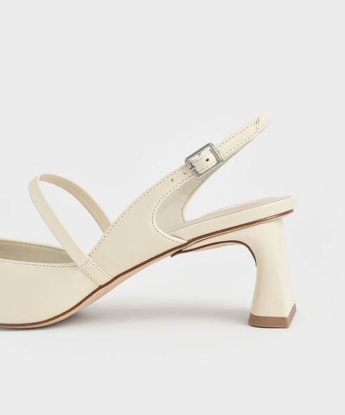 CHARLES & KEITH（チャールズ & キース）の「スカルプチャーヒール スリングバックメリージェーン / Sculptural Heel Slingback Mary Janes（パンプス・レディース・ブラック/グレー/オフホワイト・22.5cm/23cm/23.5cm/24.5cm/25cm/25.5cm）」の19枚目の写真