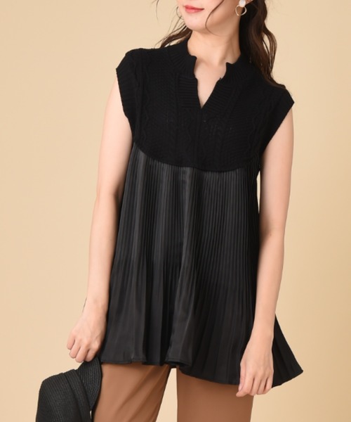 INTERPLANET（インタープラネット）の「【ｄｏｌｌ　ｕｐ　ｏｏｐｓ】ケーブルニットドッキングプリーツノースリブラウス（シャツ/ブラウス・レディース・ホワイト/ブラック/ライトベージュ・FREE）」の6枚目の写真