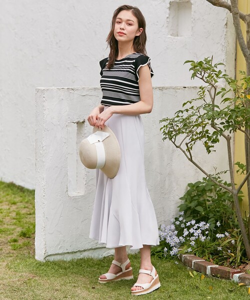 Feroux（フェルゥ）の「【洗える】マットサテン スカート（スカート・レディース・グレー系/ベージュ系/スカイブルー系・2）」の6枚目の写真