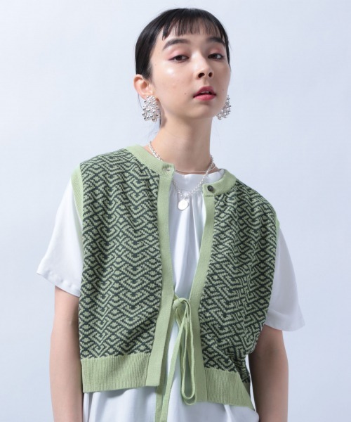 HARE(ハレ)の「2WAYガラニットベスト(HARE)(ベスト・レディース・ブラック/グリーン/アイボリー・FREE)」の3枚目の写真