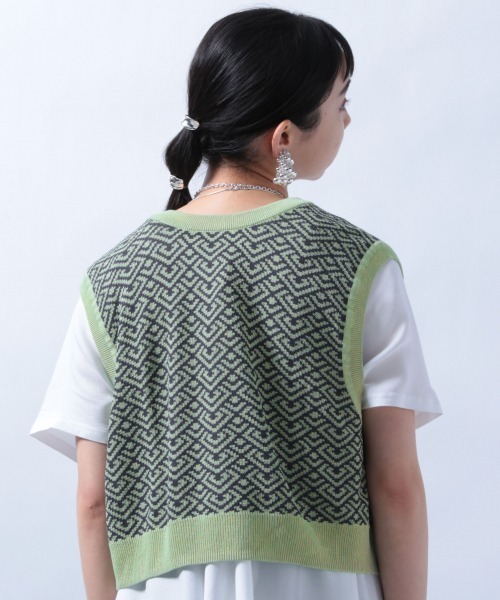 HARE(ハレ)の「2WAYガラニットベスト(HARE)(ベスト・レディース・ブラック/グリーン/アイボリー・FREE)」の14枚目の写真