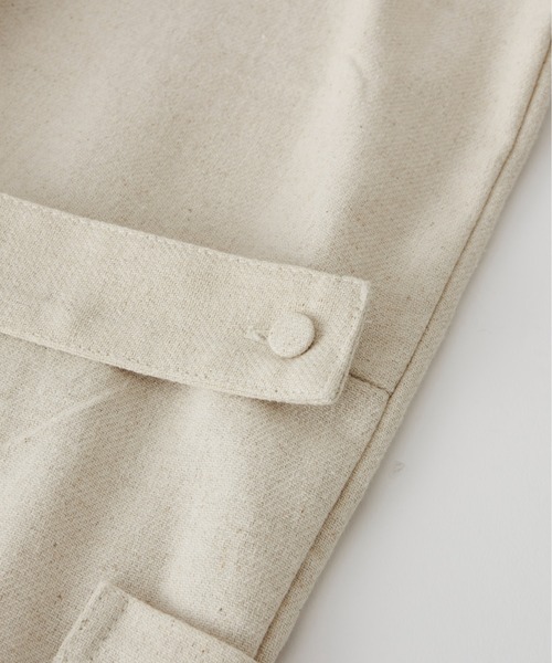 Libra Cue(リブラ キュー)の「リネンミックスコンビネゾン(サロペット/オーバーオール・レディース・ブラック/アイボリー・FREE)」の11枚目の写真