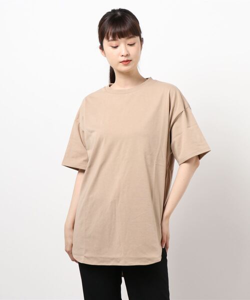 INGNI(イング)の「ラウンドヘムチュニックTシャツ(Tシャツ/カットソー・レディース・オフホワイト/ライトグリーン/スミクロ/ライトベージュ・M)」の4枚目の写真