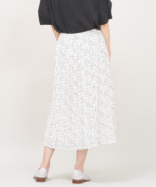 AS KNOW AS de base（アズノゥアズドゥバズ）の「ドドットプリプリスカート（スカート・レディース・オフホワイト/ブラック・FREE）」の4枚目の写真