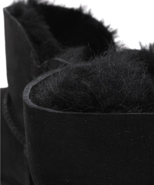 UGG(アグ)の「UGG/ W Mini Bailey Button Bling(ブーツ・レディース・ブラック/グレー・8/7/6)」の7枚目の写真