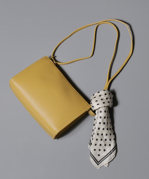 cache cache（カシュ カシュ）の「カシュカシュ cachecache / WEB限定スカーフ付ボックスショルダー（ショルダーバッグ・レディース・ブラック/グレー/レッド/ピンク/グリーン/マスタード/ダークベージュ・FREE）」の20枚目の写真