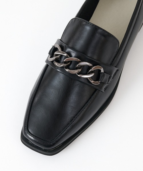 COLONY 2139（コロニートゥーワンスリーナイン）の「【マカロンFoot】チェーンローファー（ローファー・レディース・ブラック/アイボリー/ブラック系その他・23cm/24cm/25cm）」の13枚目の写真