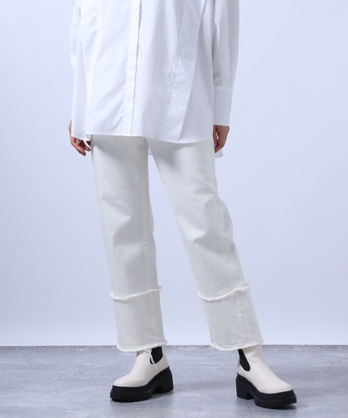 HARE（ハレ）の「ロールアップデザインストレートデニムパンツ(HARE)（デニムパンツ・レディース・ホワイト/ブラック/ブルー・S/M）」の13枚目の写真