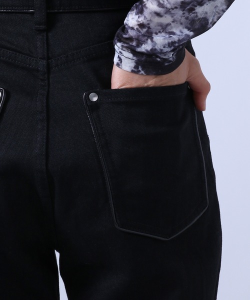 HARE（ハレ）の「ロールアップデザインストレートデニムパンツ(HARE)（デニムパンツ・レディース・ホワイト/ブラック/ブルー・S/M）」の14枚目の写真