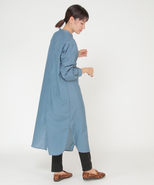 ikka（イッカ）の「バックスリットシアシャツワンピース（ワンピース・レディース・スカイブルー/ブラック・M/L）」の22枚目の写真
